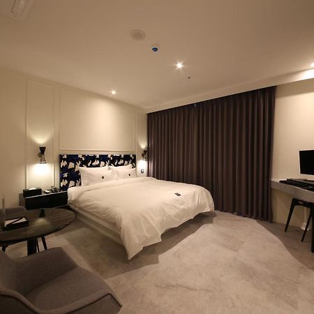 Zam101 Hotel Gimhae ภายนอก รูปภาพ