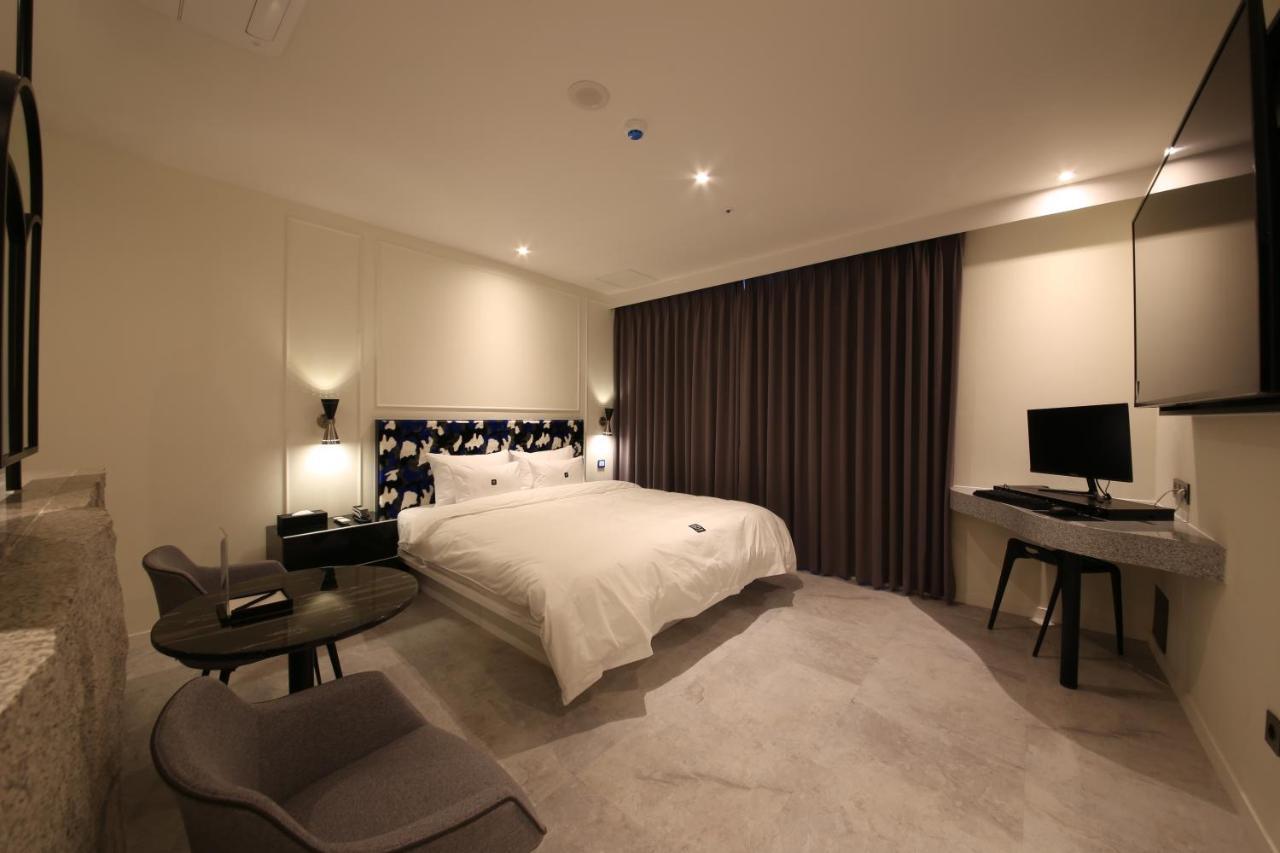 Zam101 Hotel Gimhae ภายนอก รูปภาพ