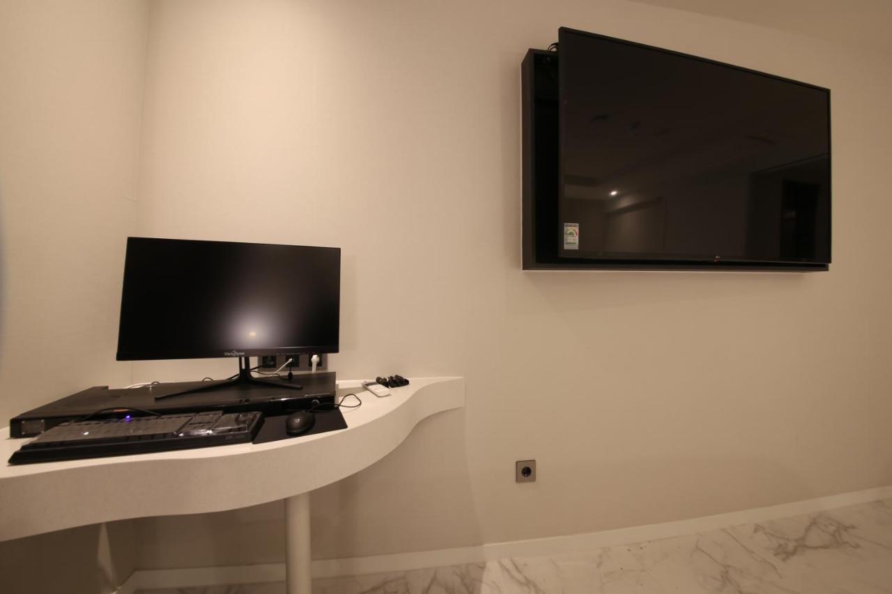 Zam101 Hotel Gimhae ภายนอก รูปภาพ