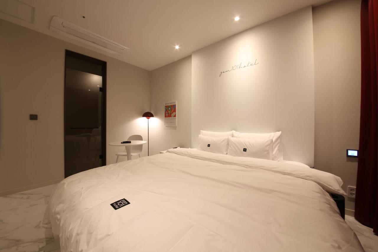 Zam101 Hotel Gimhae ภายนอก รูปภาพ