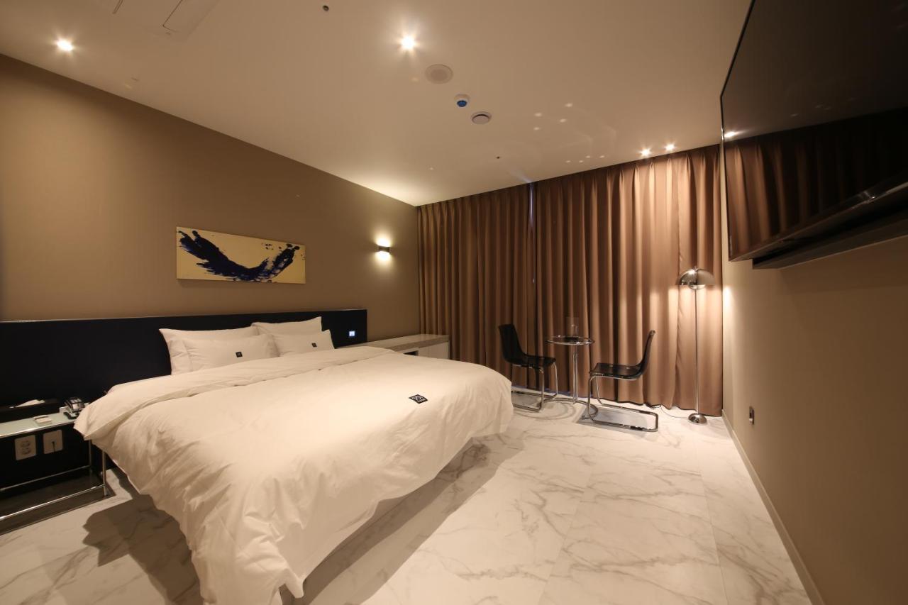 Zam101 Hotel Gimhae ภายนอก รูปภาพ