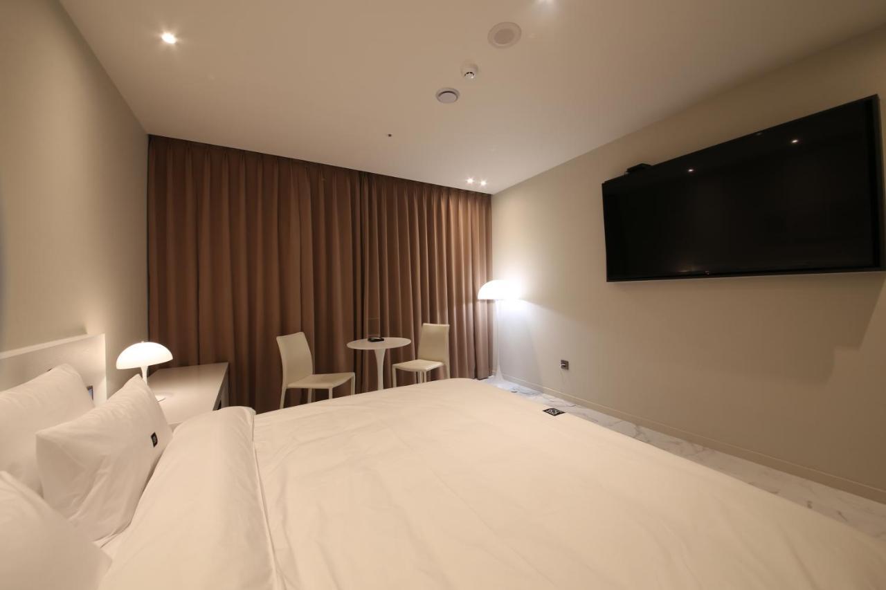 Zam101 Hotel Gimhae ภายนอก รูปภาพ