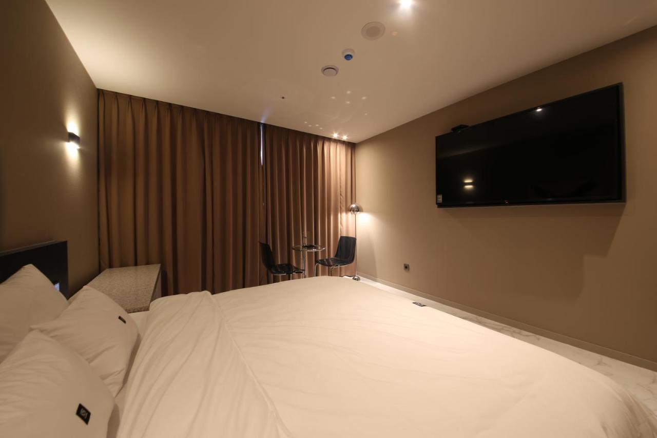 Zam101 Hotel Gimhae ภายนอก รูปภาพ