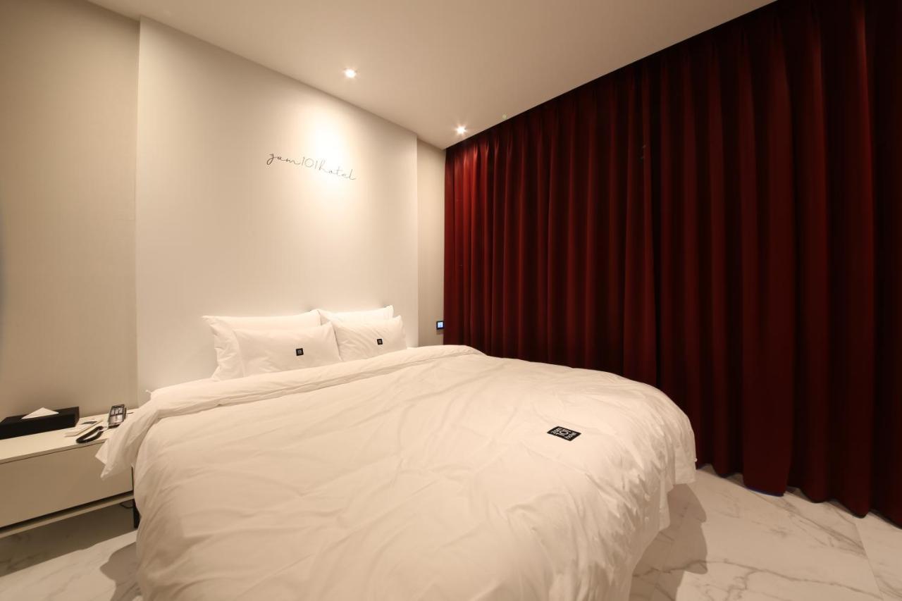 Zam101 Hotel Gimhae ภายนอก รูปภาพ