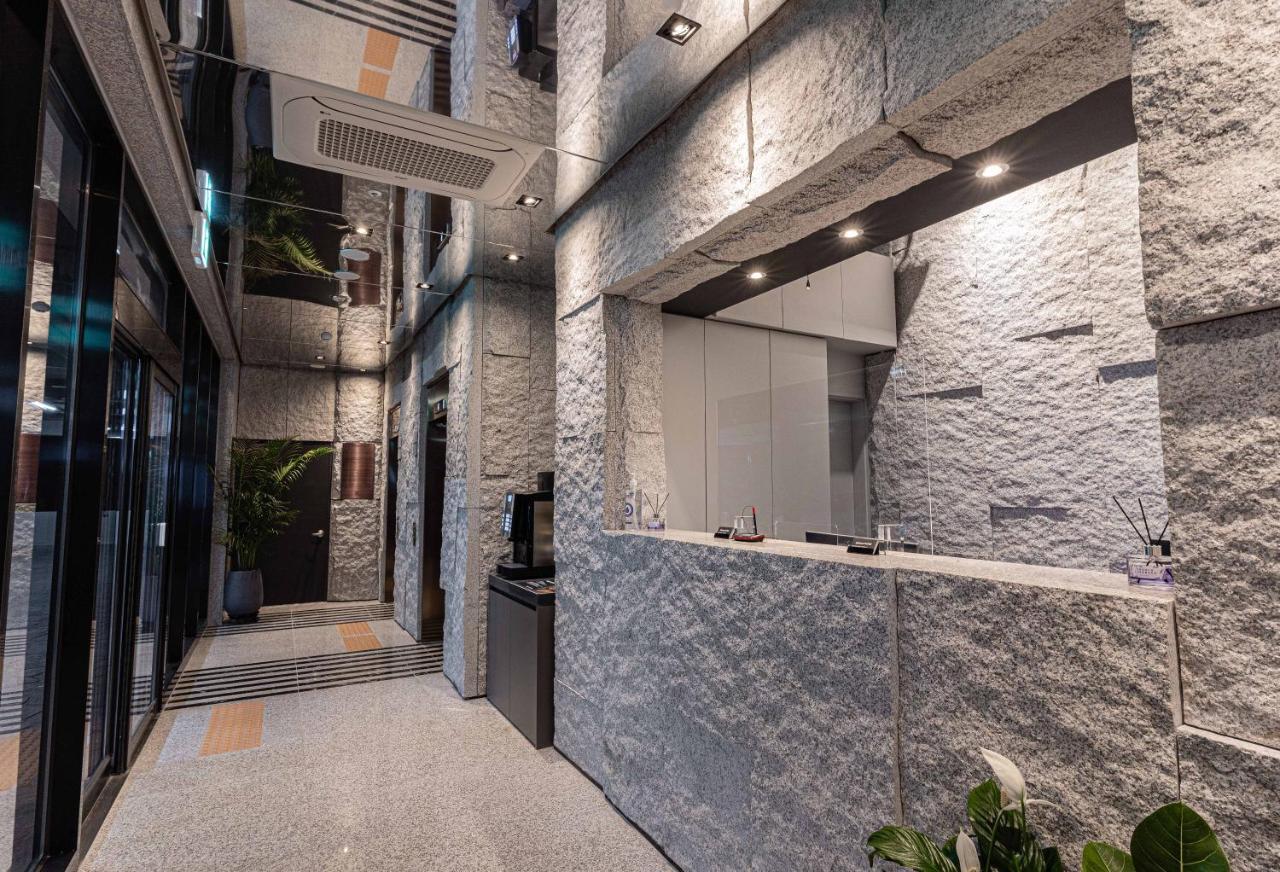 Zam101 Hotel Gimhae ภายนอก รูปภาพ